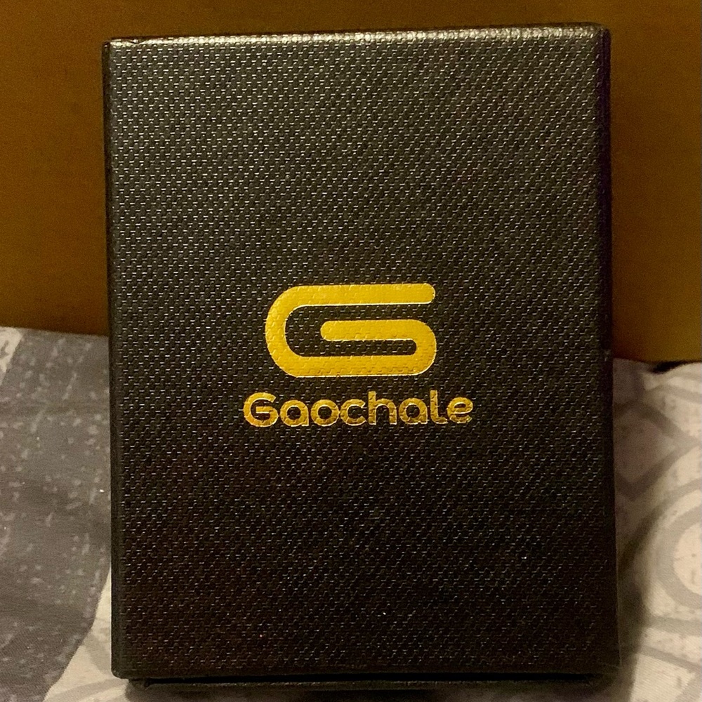 Gaochale Black leather AirTag wallet